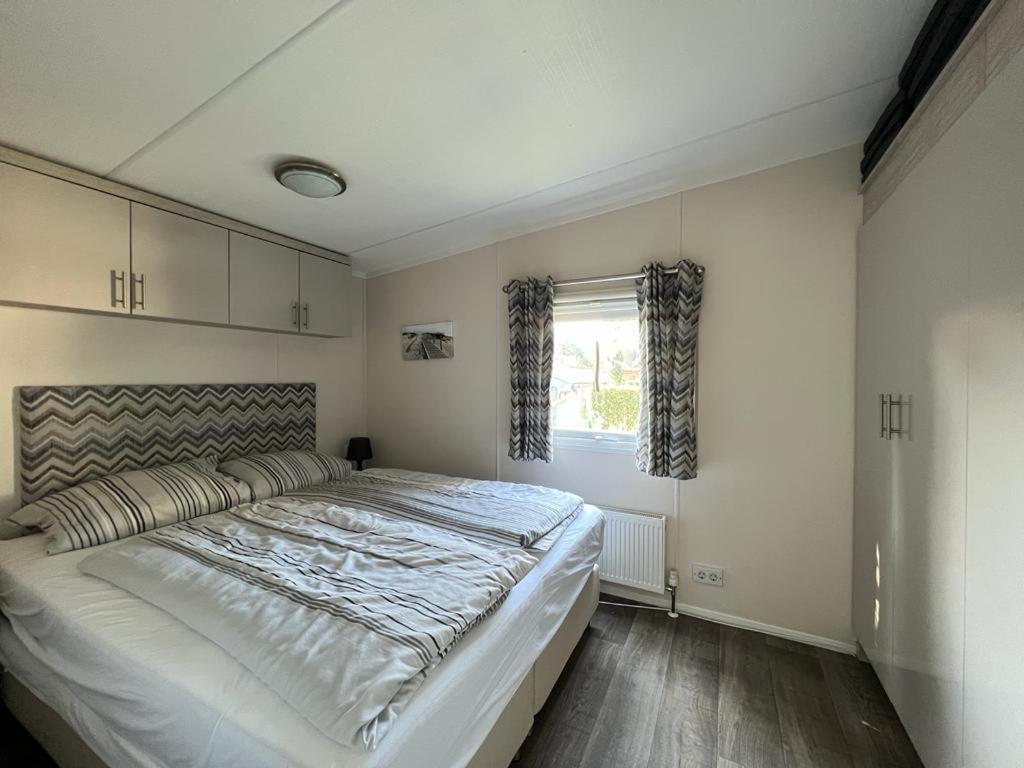 Chalet Am See Lathum Exterior foto